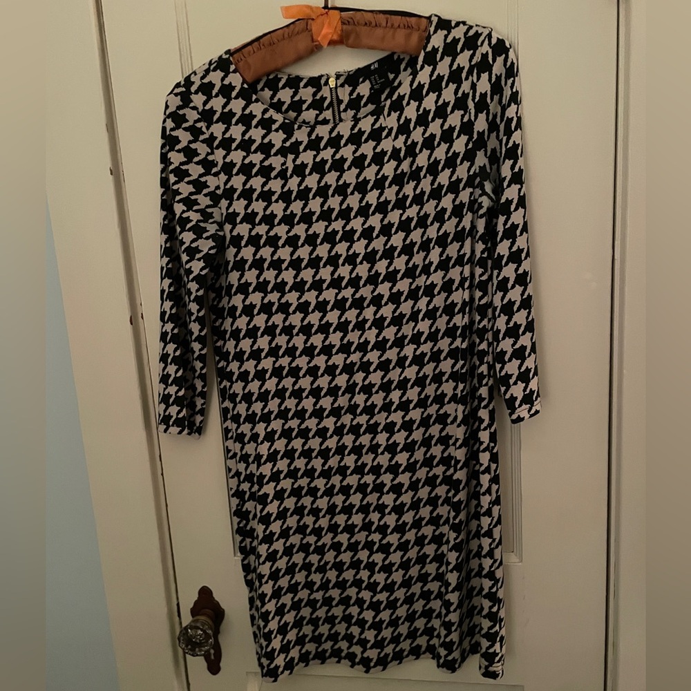 Houndstooth 3/4 Sleeve H&M Dress